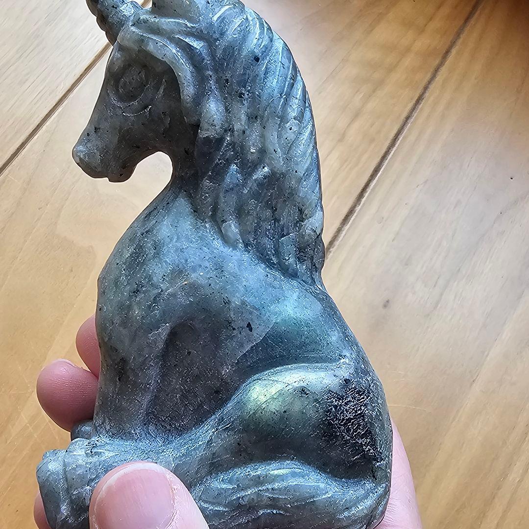 ラブラドライトのユニコーン・天然石