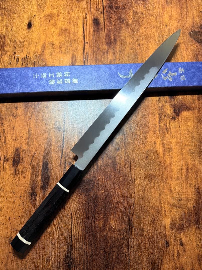 【堺打刃物】　祥太郎作　刺身 柳刃　本焼　白鋼　尺　鏡面　包丁　黒檀水牛八角柄