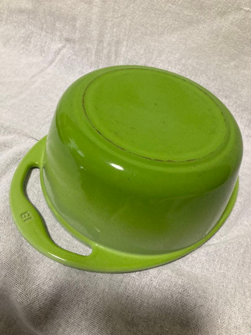 ル・クルーゼ　ココットセンセーション　18㎝　キウイ