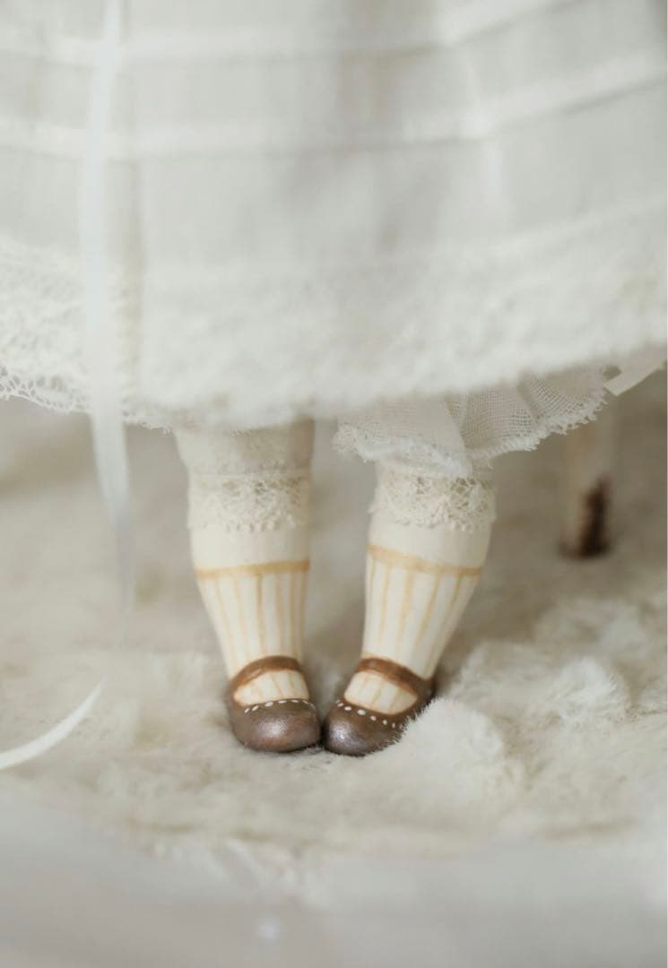 海外作家様 関節人形 優しい眠りうさ ハンドメイド 磁器 陶磁 BJDドール