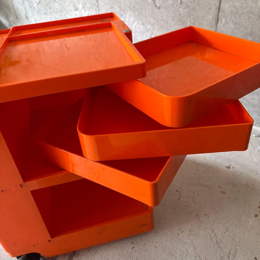 Joe Colombo ボビーワゴン人気色オレンジ