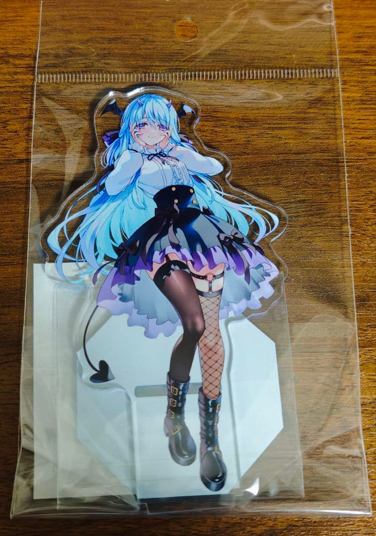 ようこそ実力至上主義の教室へ アクスタ 椎名ひより - メルカリ