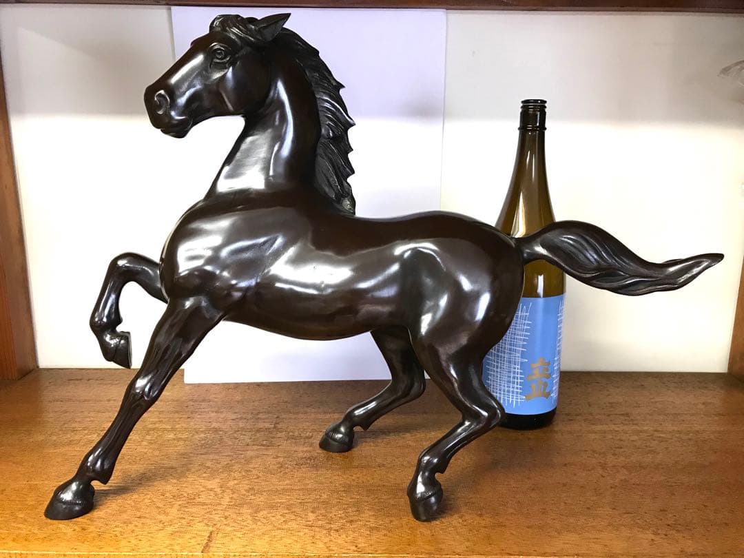 銅製:2尺勇馬置物