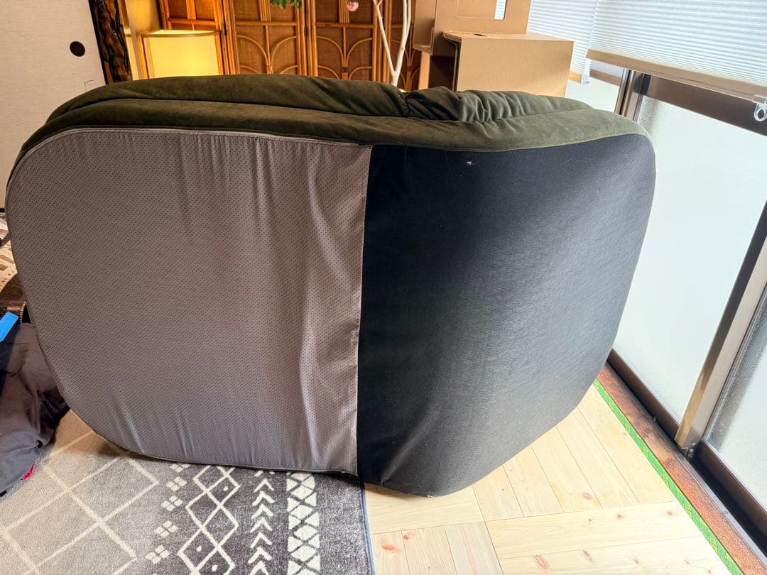 お気に入りだった包み込まれる『モスグリーン　1人掛け 低反発ソファ ベッド』