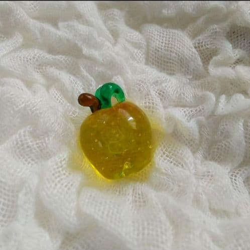 half moon/ゴールデンアップル/魔法林檎ガラス 宇宙 ハンドメイド