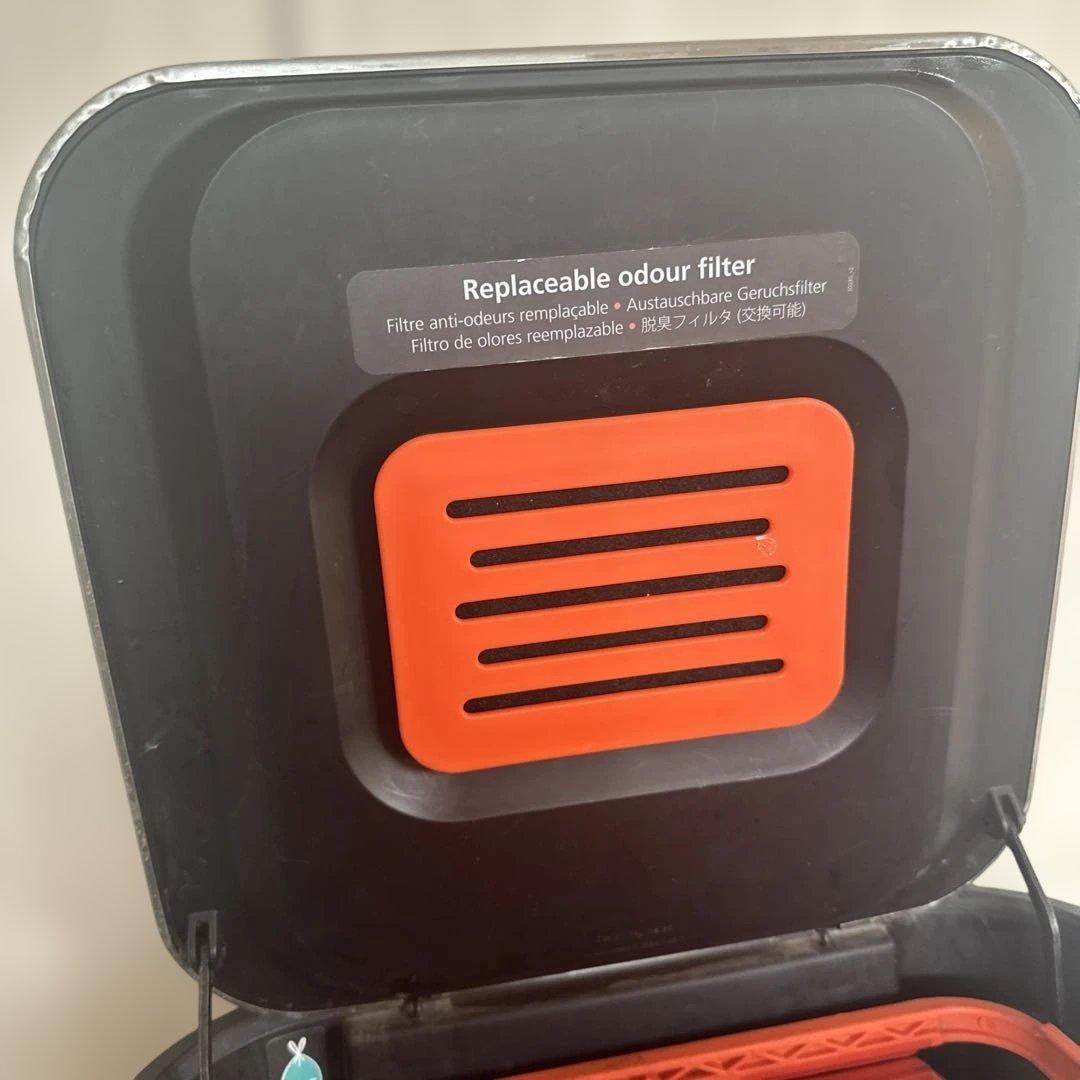 【美品】Joseph Joseph ゴミ箱30L 圧縮機能・ふた付き・ペダル式