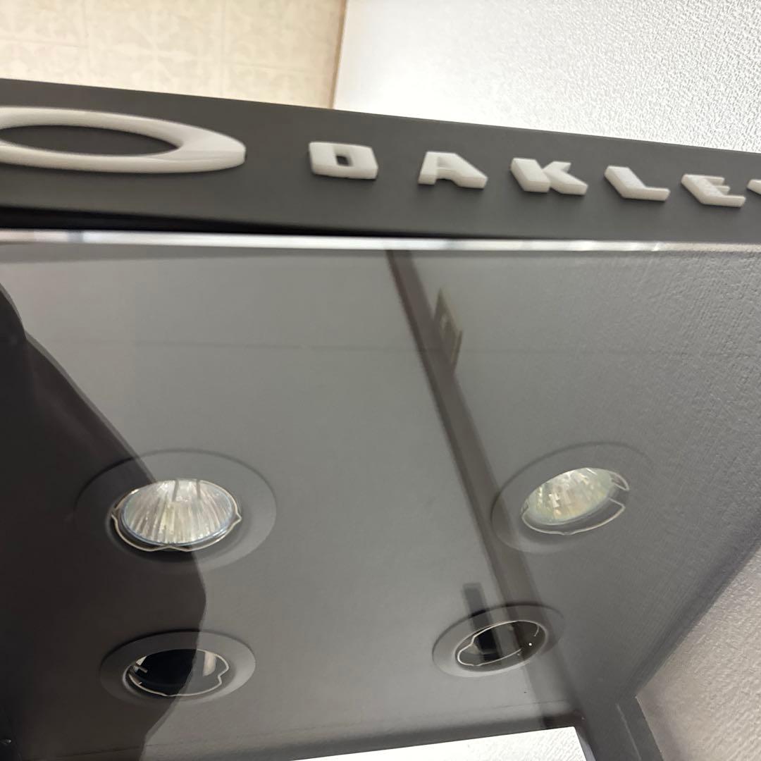 OAKLEY オークリー 公式ディスプレイケース