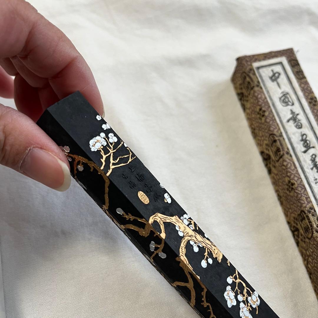 中国書道用具 紫玉光 六角形 中国書画墨 油煙 一〇四 未使用！ - メルカリ