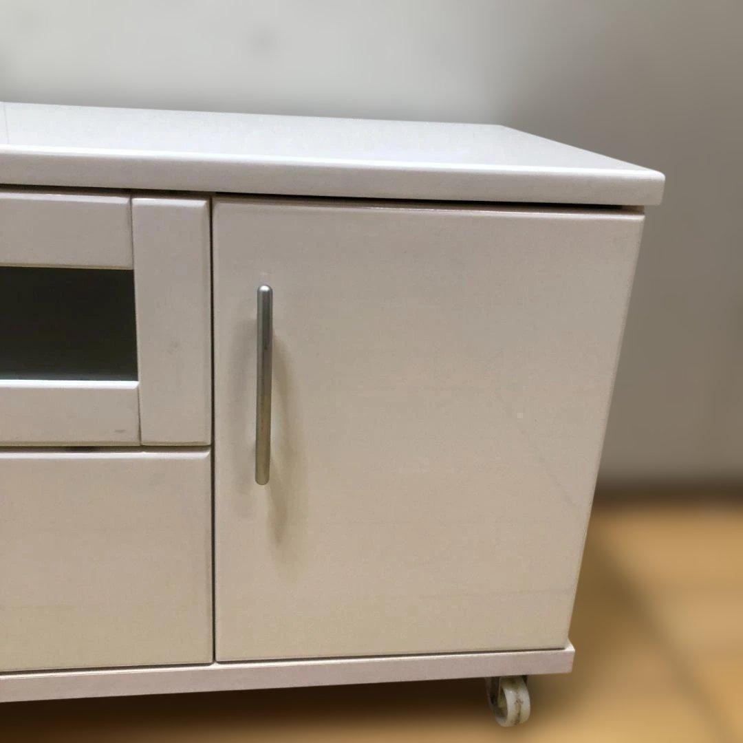 送料無料 テレビ台 ローボード 白 キャスター付き ガラス扉 250803-3