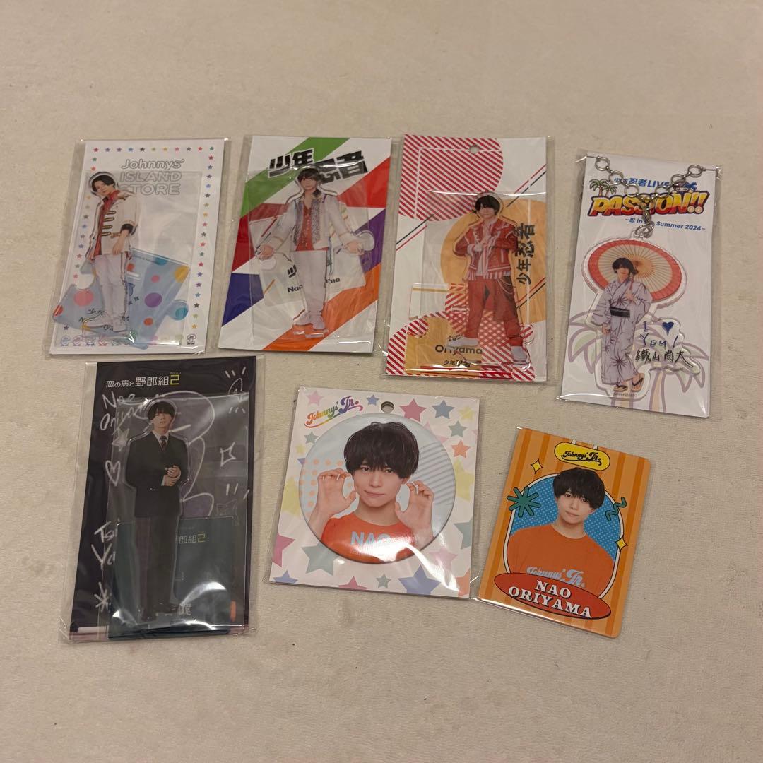 織山尚大 アクスタ&缶バッジセット - メルカリ