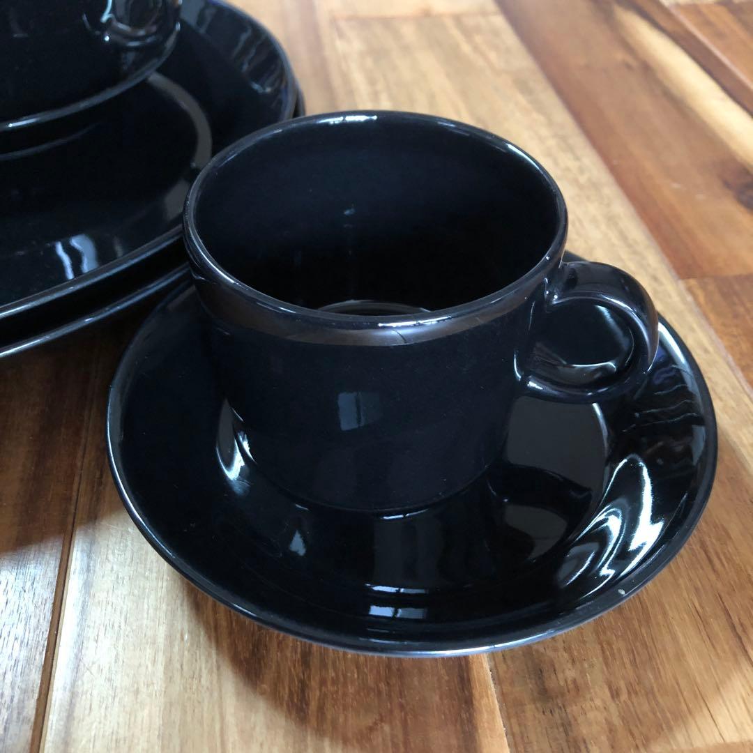 イッタラ　ティーマ　ブラック陶器食器セット