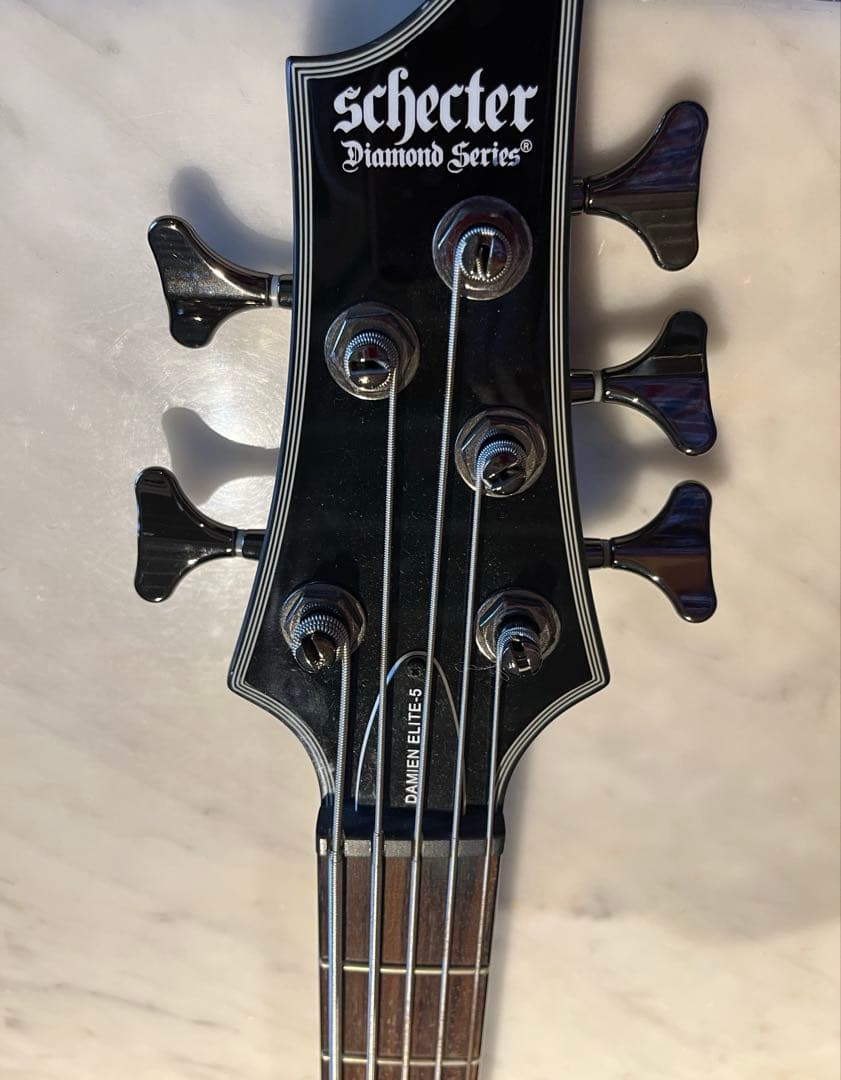 Schecter Diamond Series Elite-5 5弦ベース