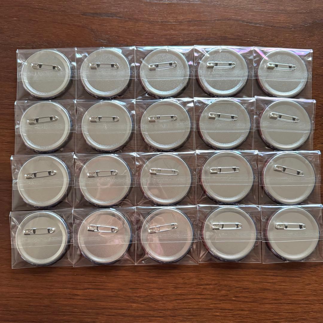 アイナナ ズール ŹOOĻ APOŹ 狗丸トウマ 缶バッジセット - メルカリ