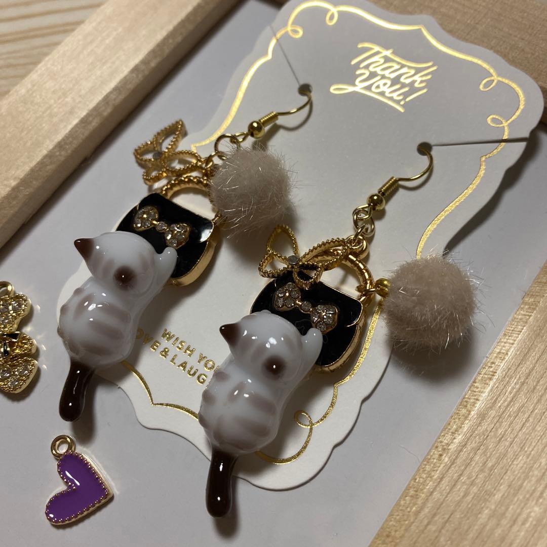★バッグとシマ猫ちゃんピアス②★