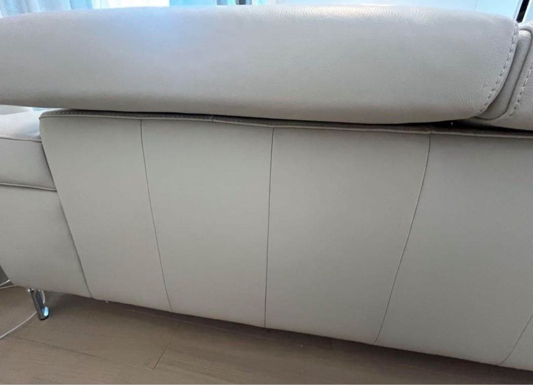 専用　セール！定価22万　高級本革ソファー白2.5S 革　ヘッドレスト可動