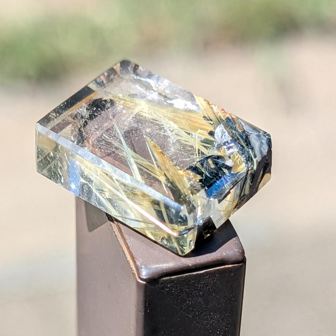 一点物 太陽放射ルチル 磨き原石 スクエアルース お財布サイズ 金運のお守り