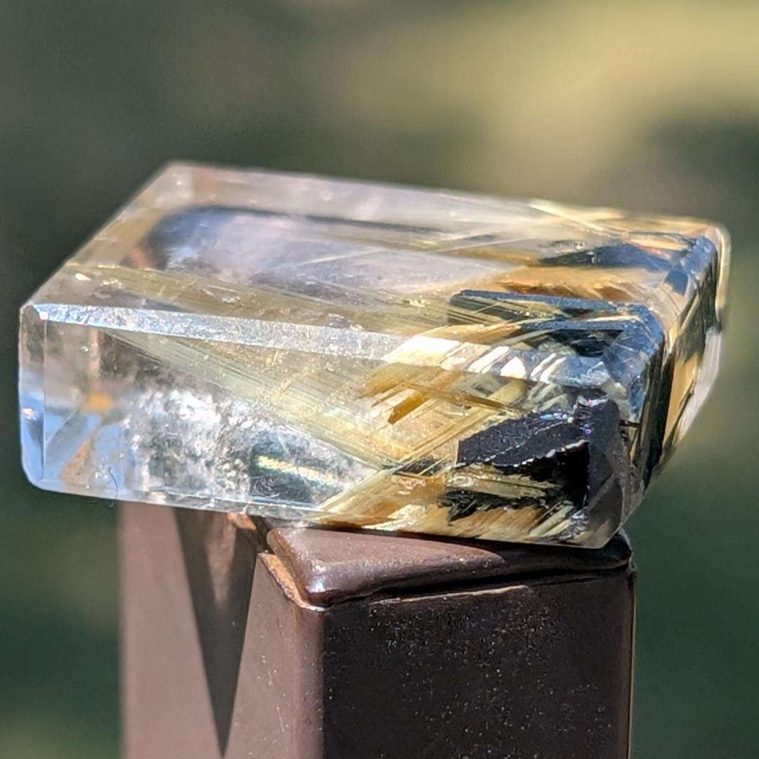 一点物 太陽放射ルチル 磨き原石 スクエアルース お財布サイズ 金運のお守り