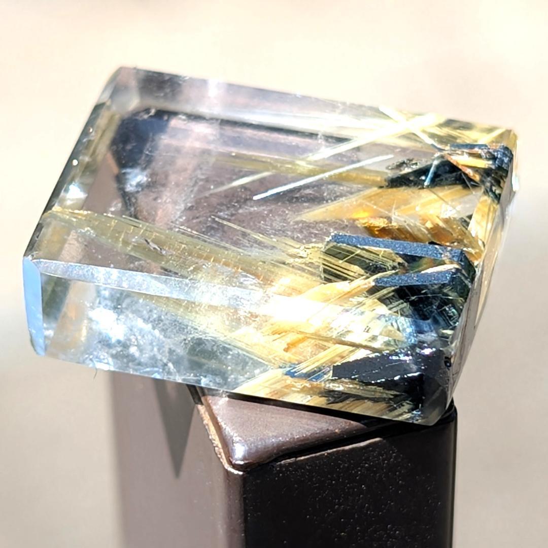 一点物 太陽放射ルチル 磨き原石 スクエアルース お財布サイズ 金運のお守り