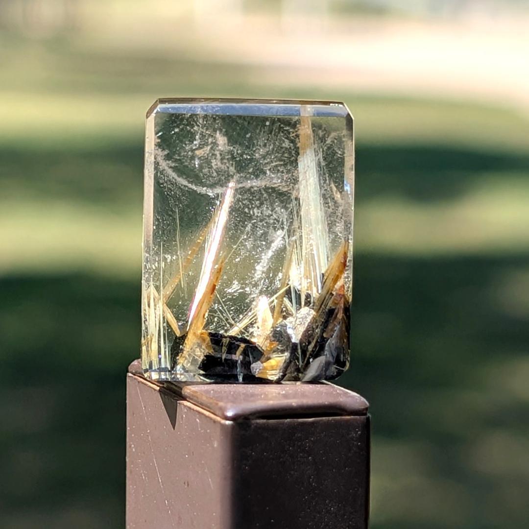 一点物 太陽放射ルチル 磨き原石 スクエアルース お財布サイズ 金運のお守り