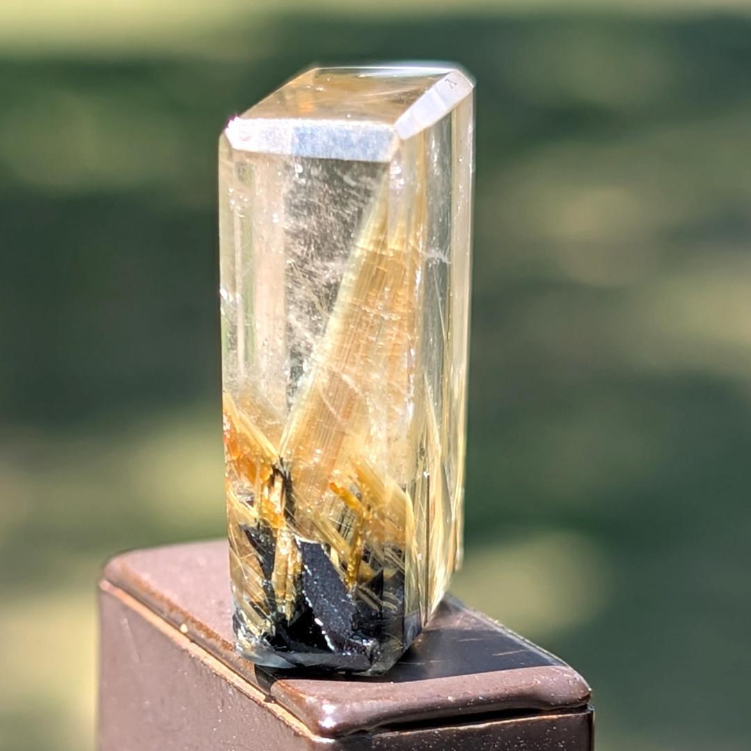 一点物 太陽放射ルチル 磨き原石 スクエアルース お財布サイズ 金運のお守り