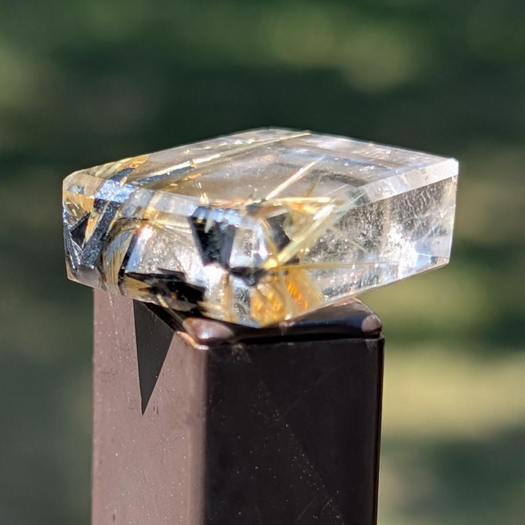 一点物 太陽放射ルチル 磨き原石 スクエアルース お財布サイズ 金運のお守り