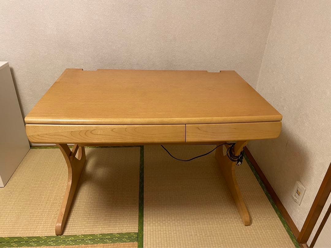 ❶カリモク家具 学習机 机のみ