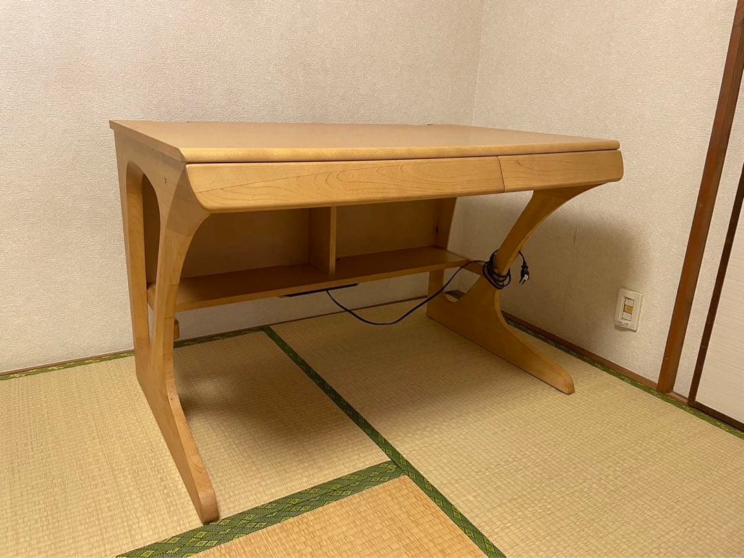 ❶カリモク家具 学習机 机のみ