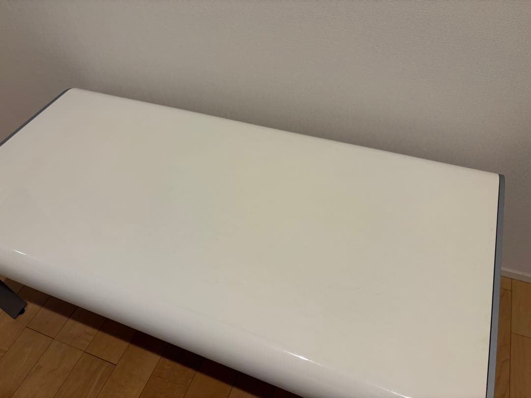 エムケーマエダ家具　リビングテーブル　センターテーブル　ローテーブル　鏡面