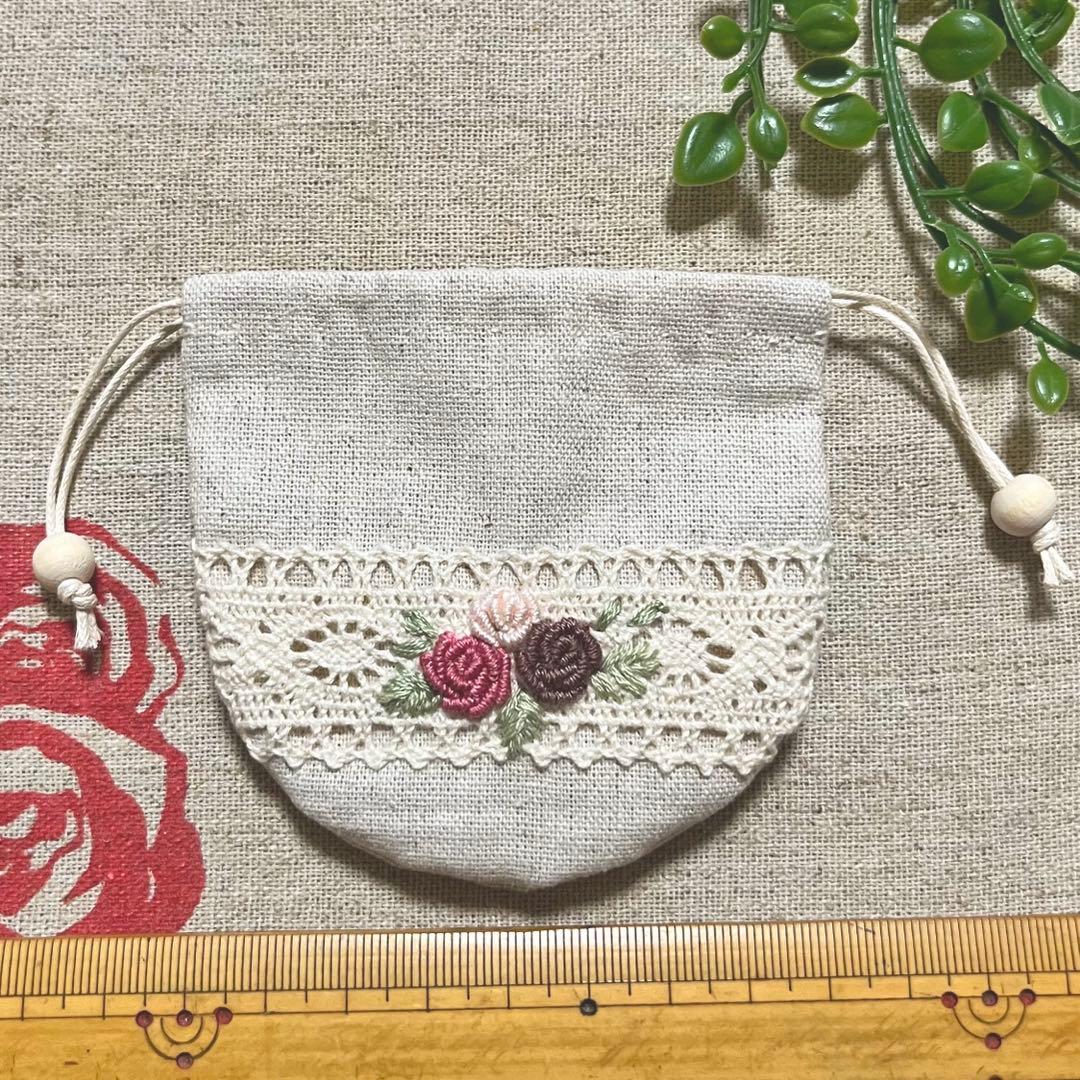 No.2306-64 手のひら巾着サシェ 香り袋 綿麻レース ローズ刺繍 ピンク
