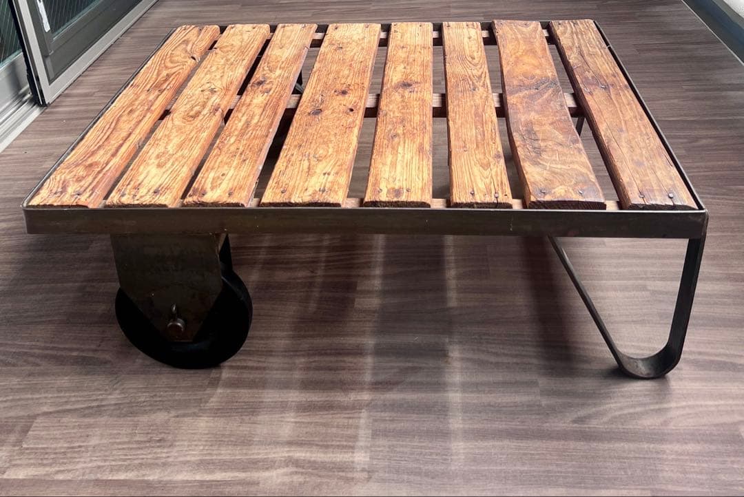 【送料込み】krank marcello アンティーク　ローテーブル