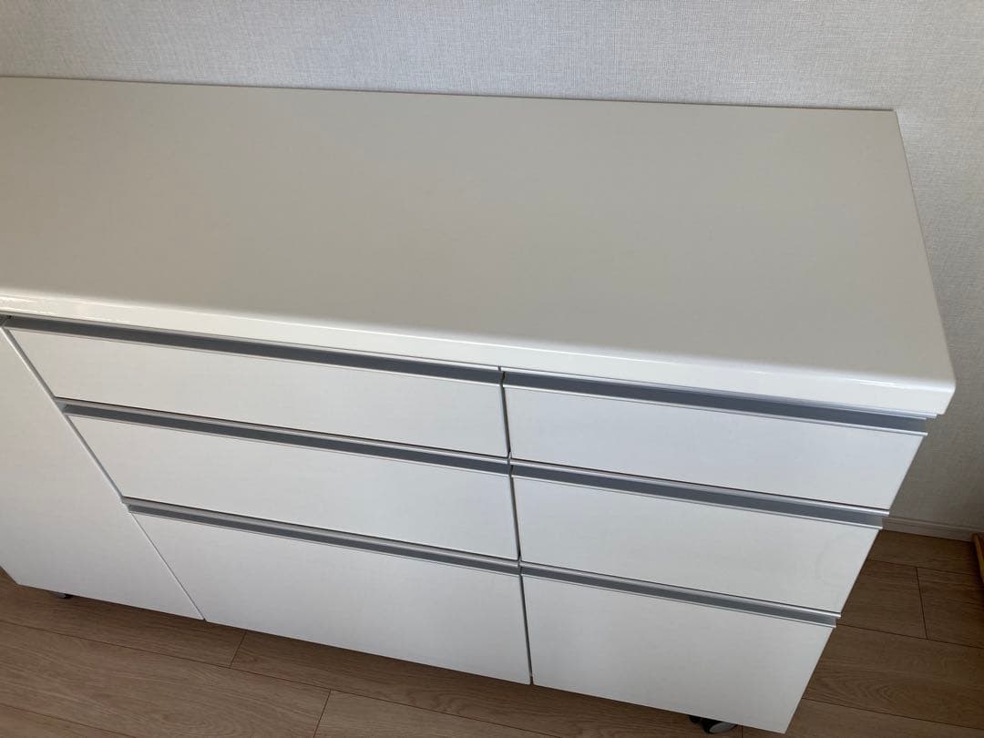 みみみんパモウナ キッチンカウンター 140㎝ キャスター付き 食器棚