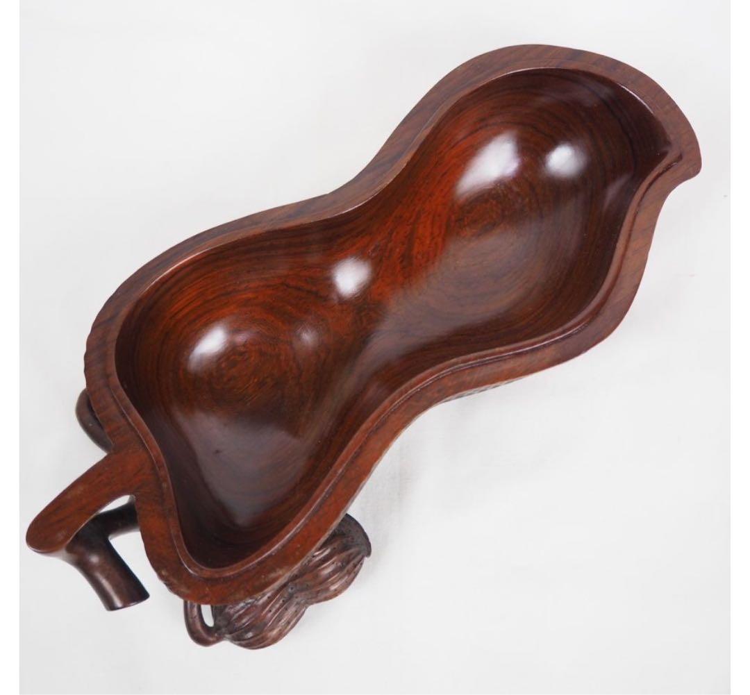 送料無料 時代物 唐木花梨（沈水）透かし彫り落花生蓋物 幅21cm