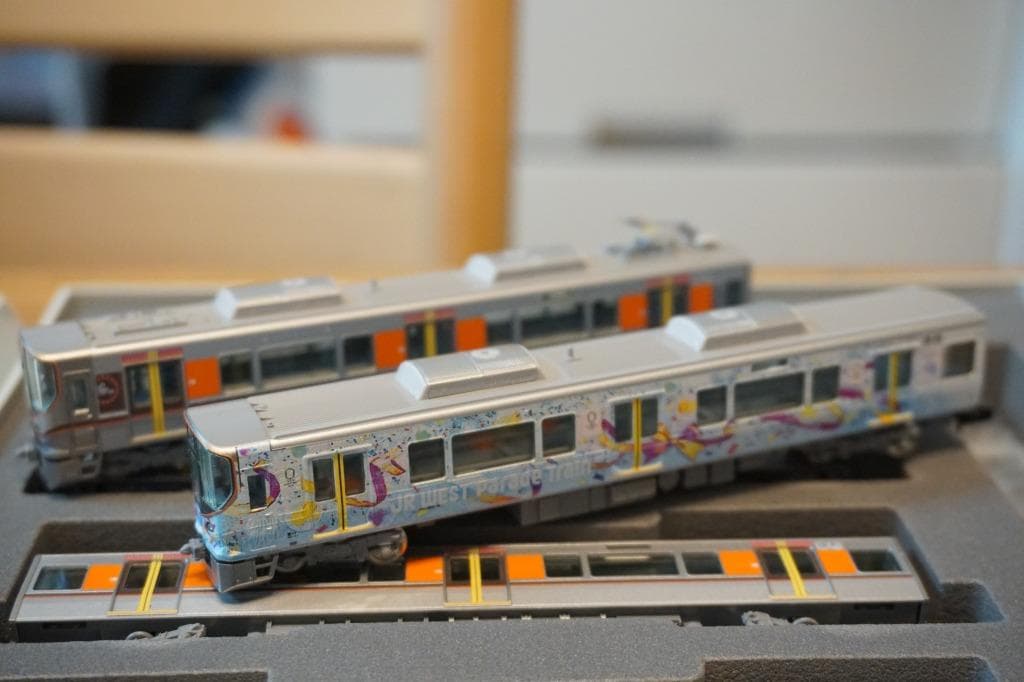 323系 「JR WEST Parade Train ラッピング仕様車両」 8両 - メルカリ