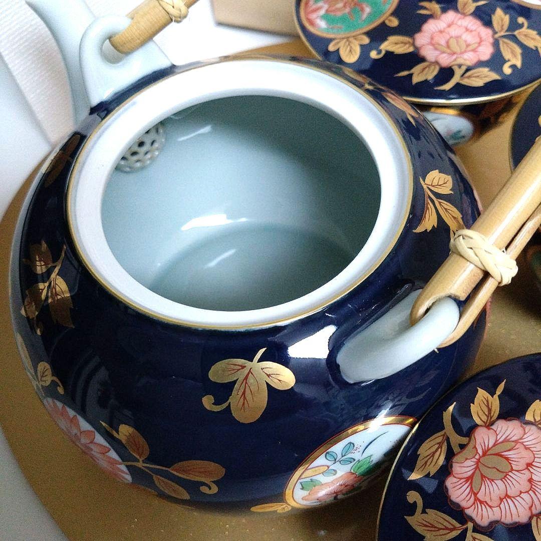 【超美品】新品未使用　箱もキレイ　有田焼 　清右衛門　古伊万里金彩　蓋付茶器揃