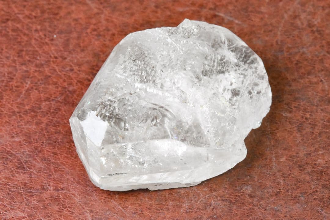 パキスタン スカルドゥ産 ライトピンクトパーズ原石