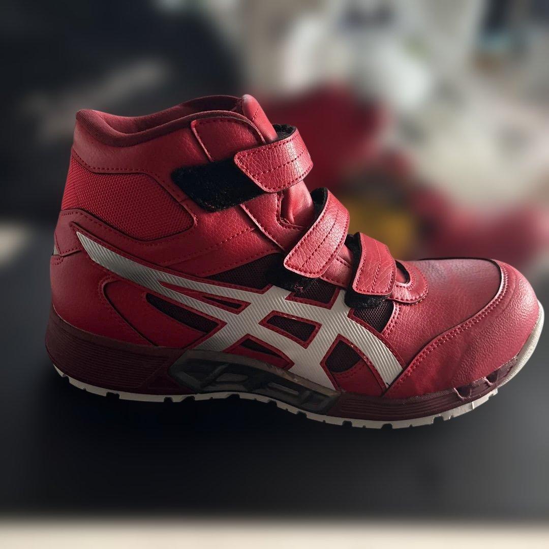 アシックス　asics 安全靴 赤　新品未使用26cm 大幅の値下げお断りします
