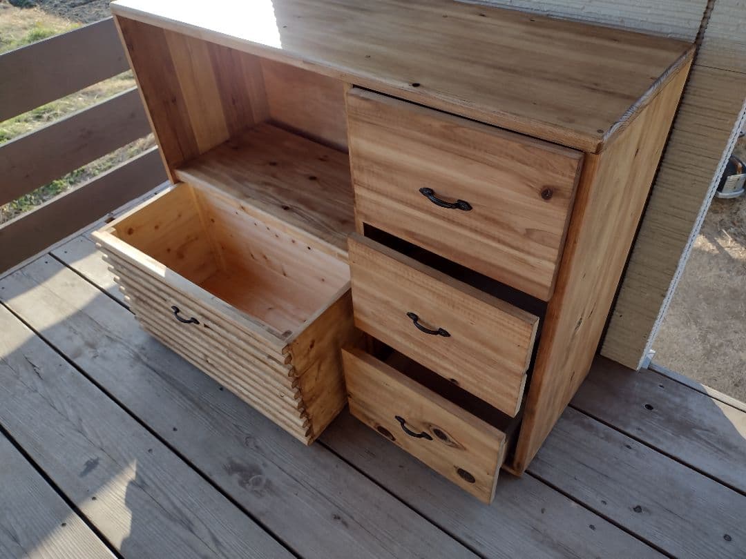 キッチンボード　製作します。