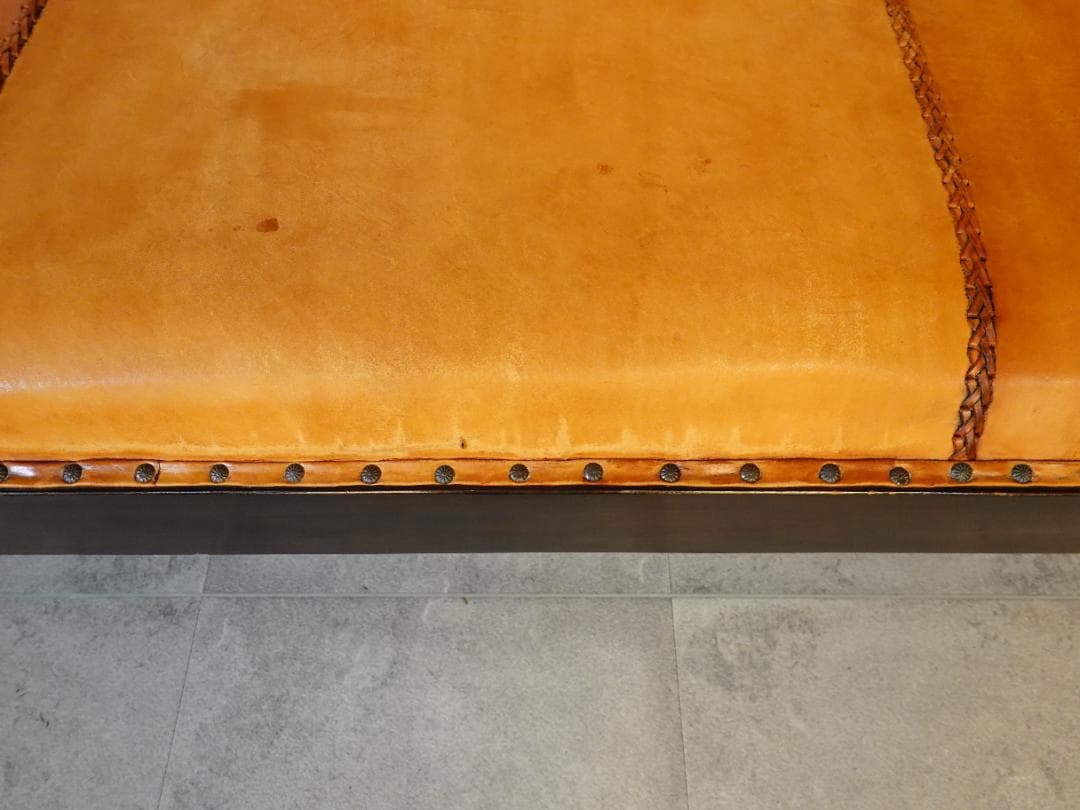 【価格見直しました】レザーソファ 3人掛け 本革調 アンティーク風 ノーブランド