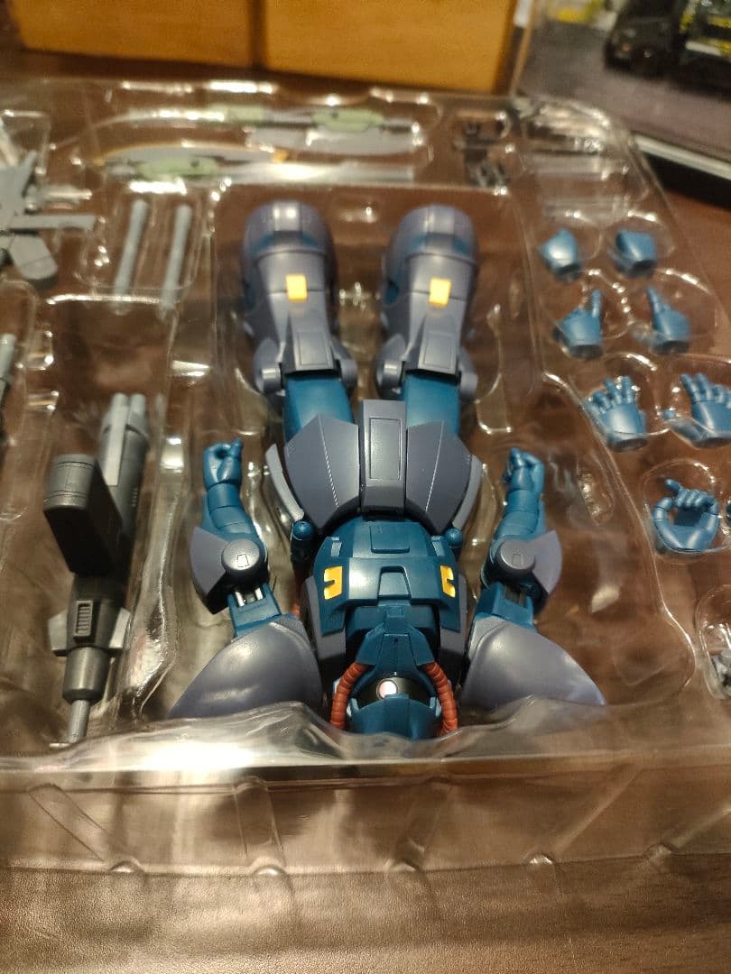 ROBOT魂 MS-11 アクトザク オーガスタ研究所仕様