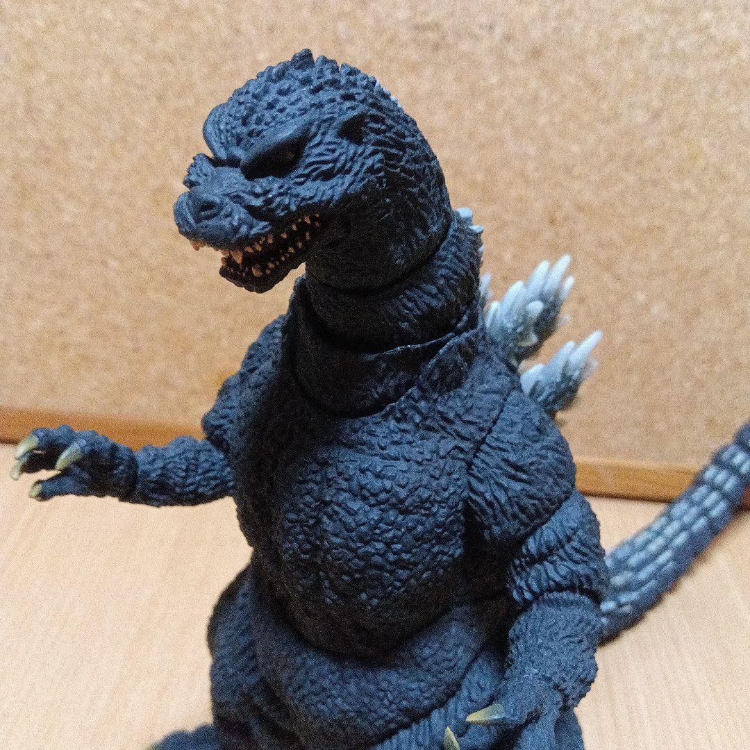 輝響曲ゴジラ（1989） S·Hモンスターアーツ輝響曲ゴジラ(1989) オンライン