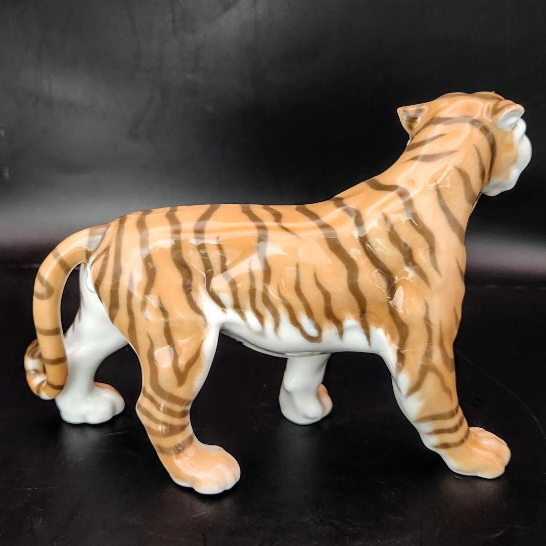 ロイヤルコペンハーゲン【美品】フィギュリン《虎》No.805 置物