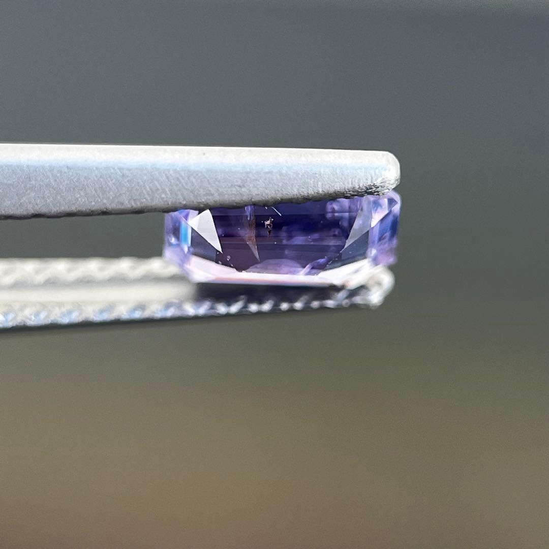 スリランカ産非加熱天然パープルサファイア