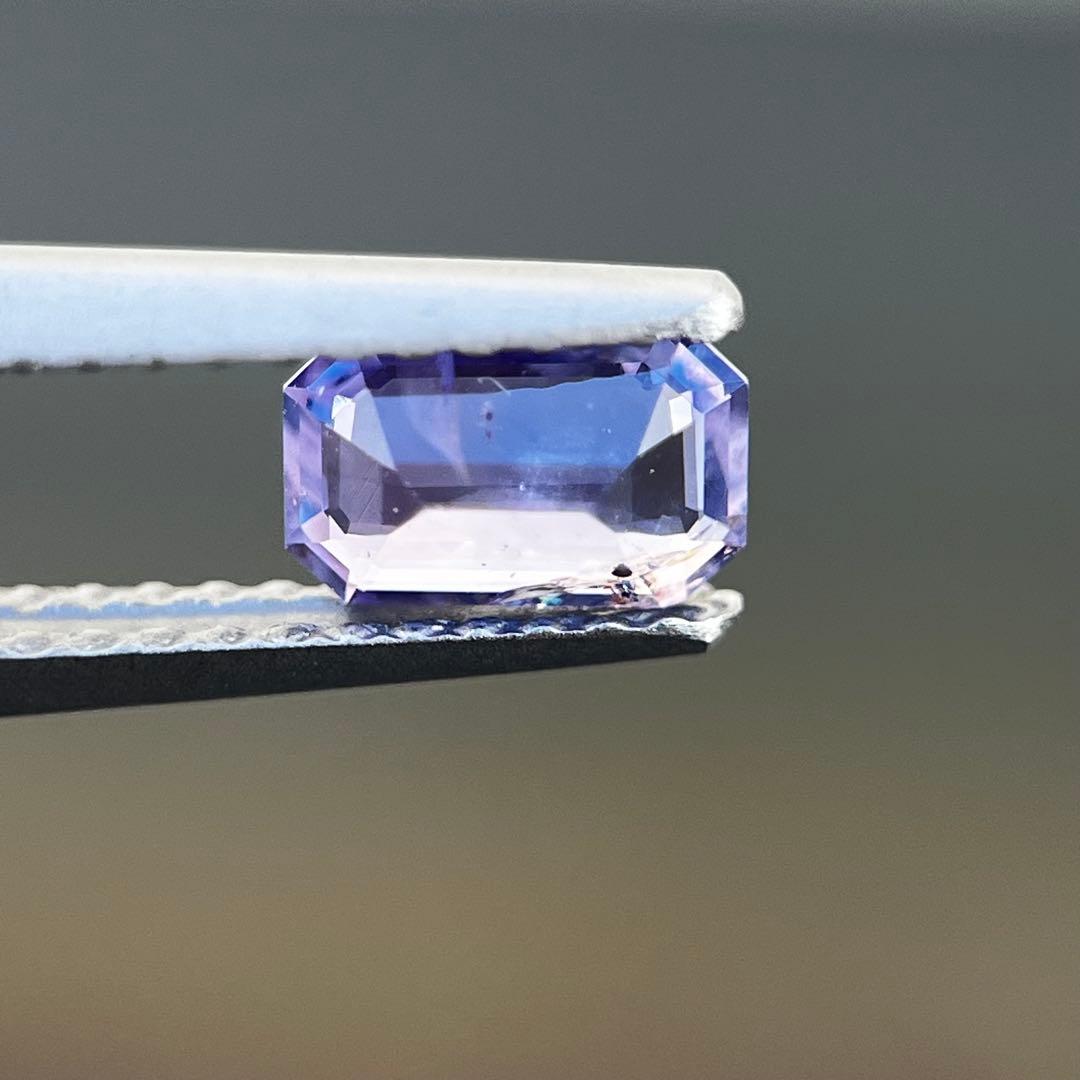 スリランカ産非加熱天然パープルサファイア