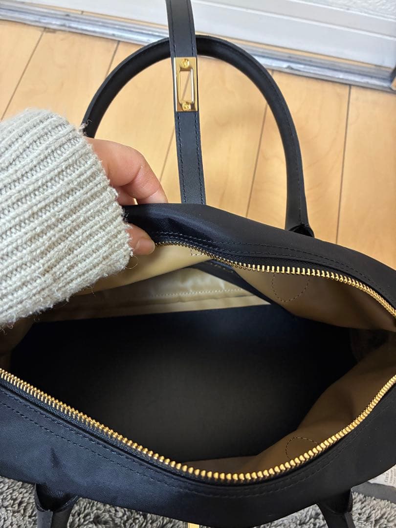 ヴィオラロード　ブラックバッグ