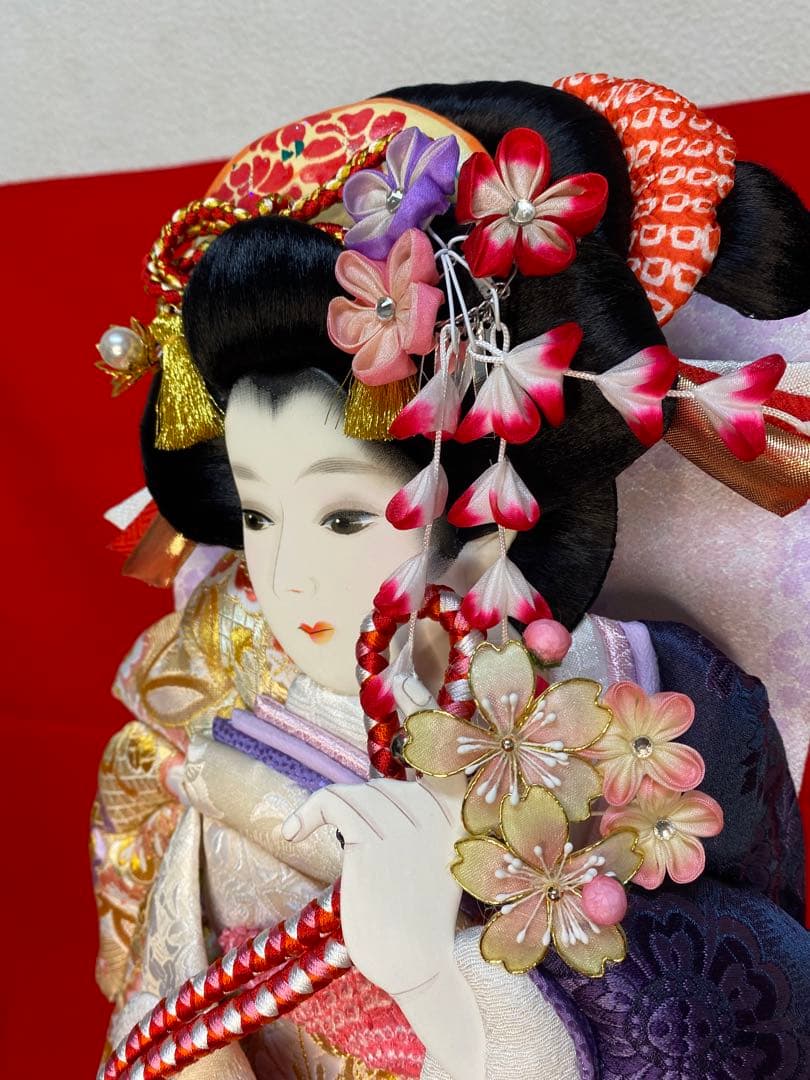 羽子板　立体振袖刺繡六角ガラスケース１8号・間口約４３×奥行約３３×高さ約７２㎝