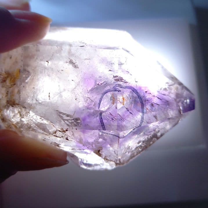 水入りスーパーセブン原石◼️水晶原石◼️台座付　B