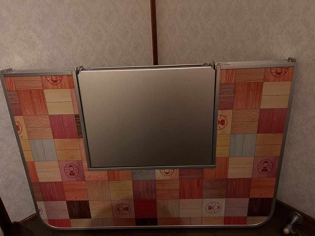 Colemanテーブル ナチュラルモザイクBBQテーブル 110プラス