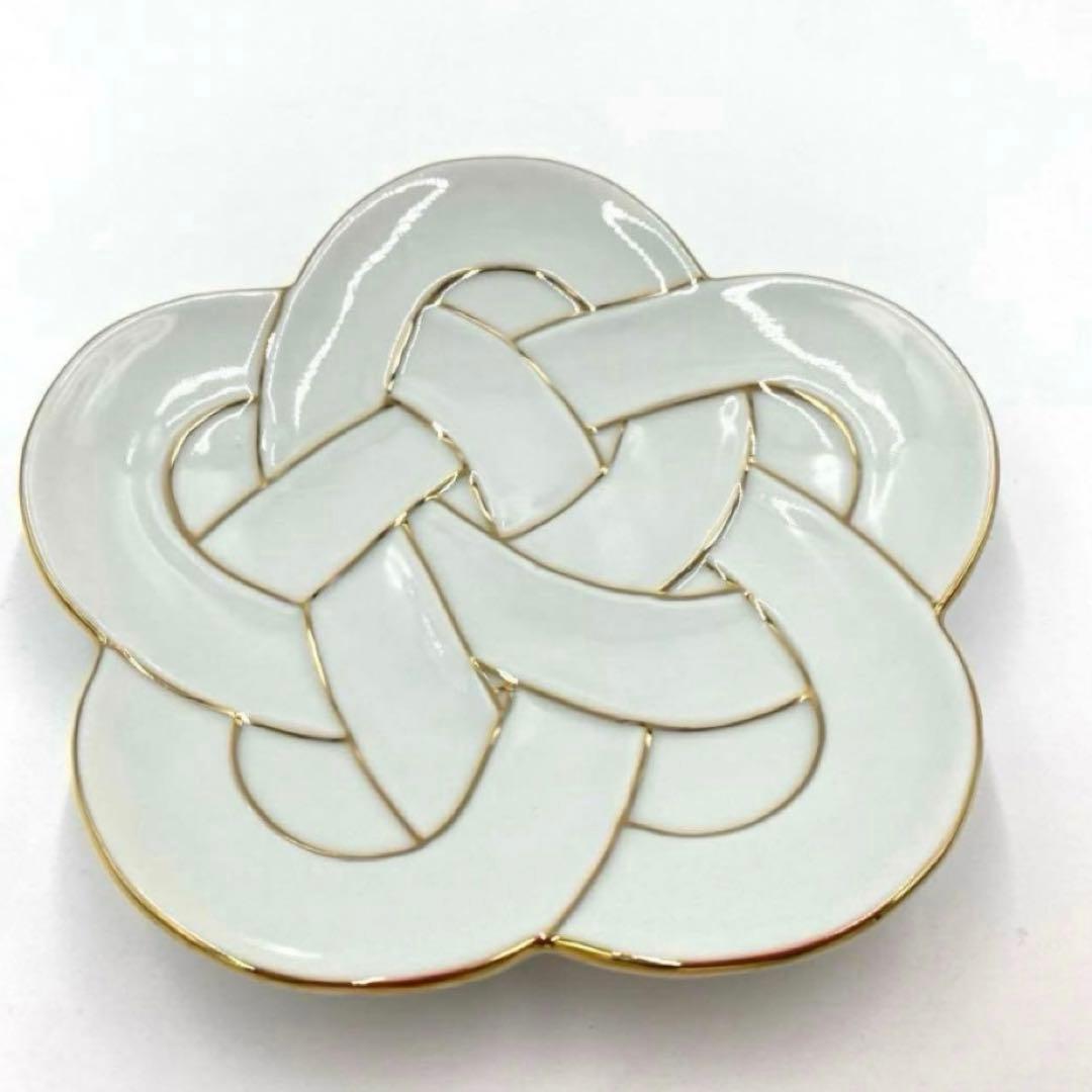 【新品】【大人気】有田焼田清窯　太白金線梅結び銘々皿　縁起物