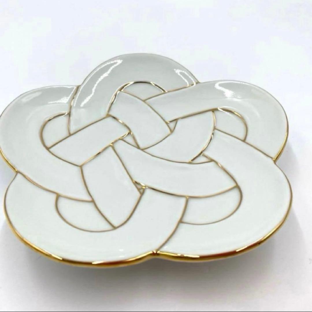 【新品】【大人気】有田焼田清窯　太白金線梅結び銘々皿　縁起物