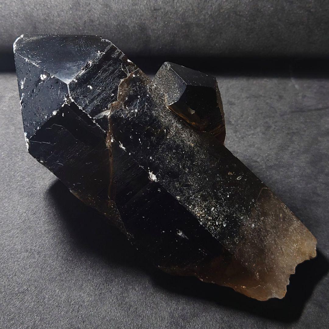 ★スモーキークォーツ 超大型原石 736.5g(SA)